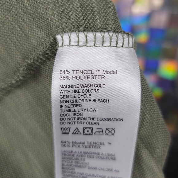 Tommy Bahama Quarter Zip Pullover Long Sleeve Shirt - Picture 9 of 9